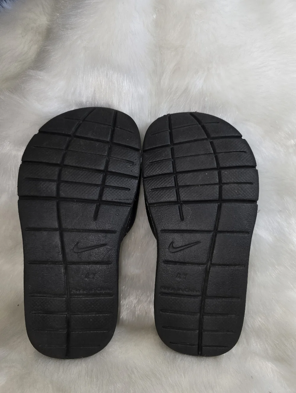 Nike Comfort Slide 2 Kids Black Slide Sandals with White Swoosh Accent